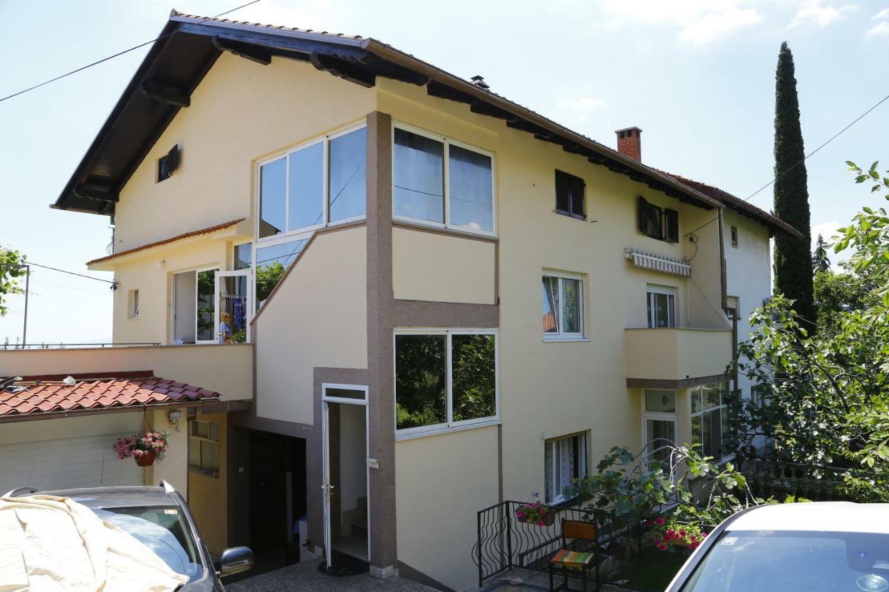 Appartement Niksa à Rijeka Extérieur photo